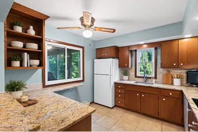 10704 Prescott Court, Burnsville, MN 55337 - Photo 19