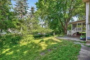 10704 Prescott Ct, Burnsville, MN 55337 - Photo 27