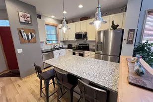 18060 Kindred Ct, Lakeville, MN 55044 - Photo 3