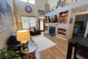 18060 Kindred Ct, Lakeville, MN 55044 - Photo 9