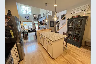 18060 Kindred Court, Lakeville, MN 55044 - Photo 7