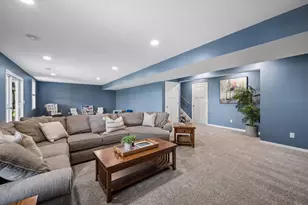 19302 Meadow View Ln, Maple Grove, MN 55311 - Photo 33