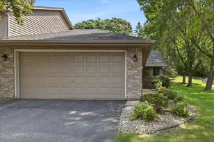 13104 Gemstone Ct, Apple Valley, MN 55124 - Photo 21