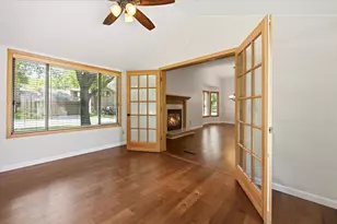 13104 Gemstone Ct, Apple Valley, MN 55124 - Photo 9