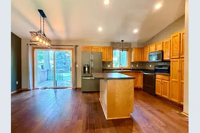 2110 Darling Avenue E, Alexandria, MN 56308 - Photo 3