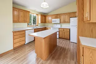 1264 Heritage Dr, Waite Park, MN 56387 - Photo 9