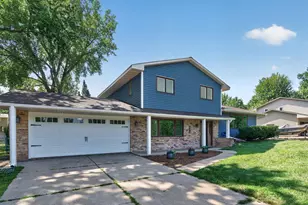 4270 Quaker Ln N, Plymouth, MN 55441 - Photo 3