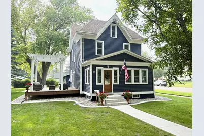 1527 Ford Avenue N, Glencoe, MN 55336 - Photo 1