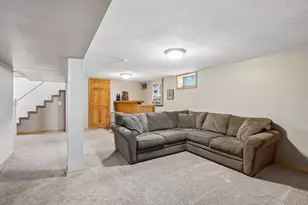 681 Terrace Dr, Roseville, MN 55113 - Photo 27