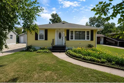 806 5th Street NE, Staples, MN 56479 - Photo 1