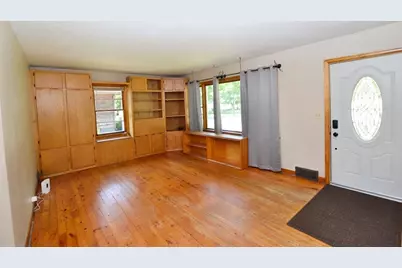 806 5th Street NE, Staples, MN 56479 - Photo 3