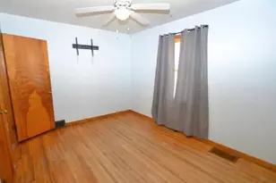 806 5th St NE, Staples, MN 56479 - Photo 15