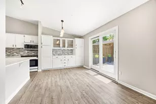 9712 Cimarron Cir, Minnetonka, MN 55305 - Photo 13
