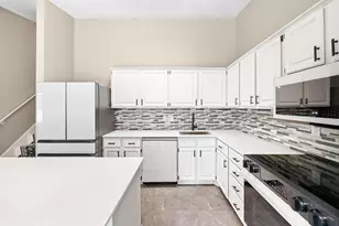 9712 Cimarron Cir, Minnetonka, MN 55305 - Photo 17