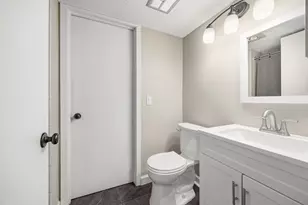 9712 Cimarron Cir, Minnetonka, MN 55305 - Photo 25