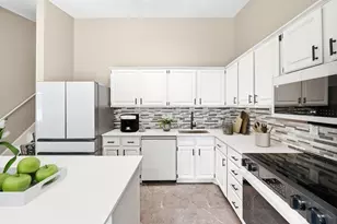 9712 Cimarron Cir, Minnetonka, MN 55305 - Photo 7