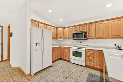 2970 Kenosha Drive NW, Rochester, MN 55901 - Photo 9