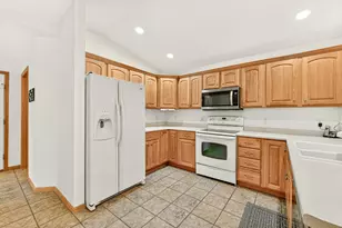 2970 Kenosha Dr NW, Rochester, MN 55901 - Photo 9