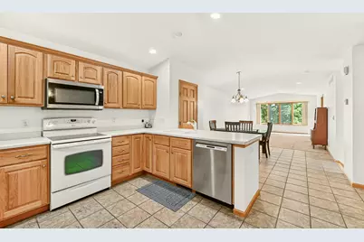 2970 Kenosha Drive NW, Rochester, MN 55901 - Photo 5