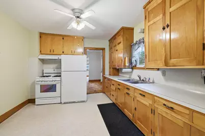 503 N Elm Street, Belle Plaine, MN 56011 - Photo 5