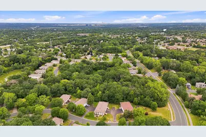 1711 Hickory Hill Drive, Eagan, MN 55122 - Photo 25