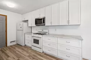 10692 104th Pl N, Maple Grove, MN 55369 - Photo 11
