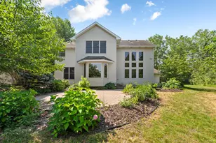 1517 Covington Ln, Eagan, MN 55122 - Photo 9