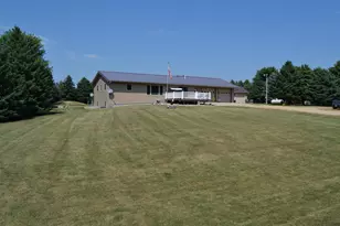 1544 Dickson Dr, Hendricks, MN 56136 - Photo 41