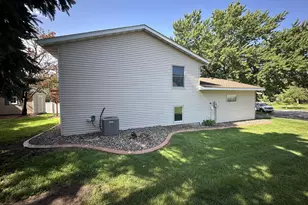 4020 Baffin Ln NE, Rochester, MN 55906 - Photo 27