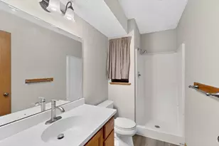 4020 Baffin Ln NE, Rochester, MN 55906 - Photo 15
