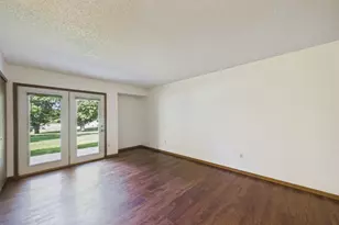 46 125th Ln NW, Coon Rapids, MN 55448 - Photo 5