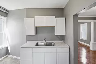 324 Van Buren Ave, Saint Paul, MN 55103 - Photo 13