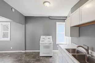 324 Van Buren Ave, Saint Paul, MN 55103 - Photo 9