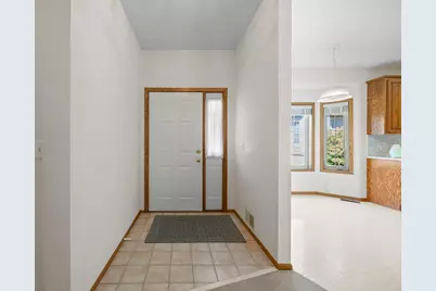 2309 Stephani Court, Little Canada, MN 55117 - Photo 5