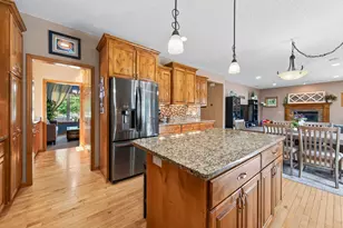 5701 Oregon Ct, Crystal, MN 55428 - Photo 9