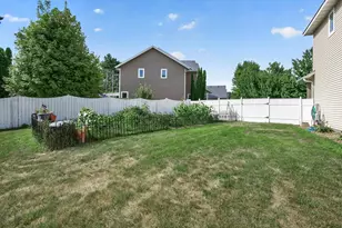 5701 Oregon Ct, Crystal, MN 55428 - Photo 39