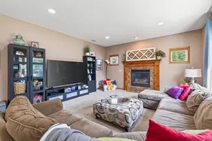 5701 Oregon Ct, Crystal, MN 55428 - Photo 13