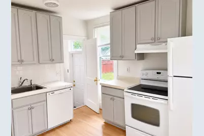 2910 Russell Avenue N, Minneapolis, MN 55411 - Photo 7