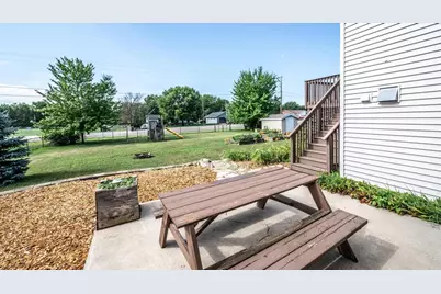 29154 Cynthia Path, Randolph, MN 55065 - Photo 9