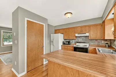 792 41st Avenue NW, Rochester, MN 55901 - Photo 9