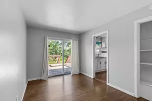 2168 Hawthorne Ave E, Saint Paul, MN 55119 - Photo 5