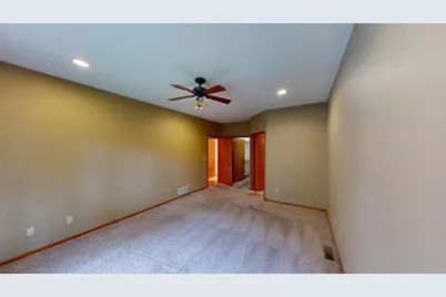 1802 Crystal Drive, Albert Lea, MN 56007 - Photo 17