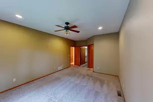 1802 Crystal Dr, Albert Lea, MN 56007 - Photo 17