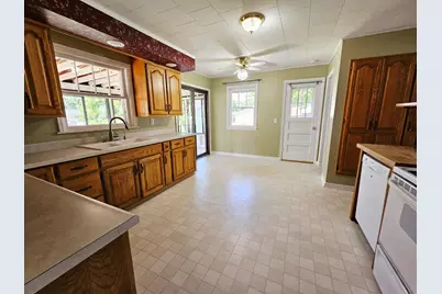 307 S 12th Street, Montevideo, MN 56265 - Photo 11