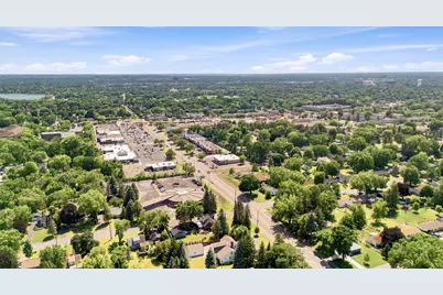 1789 Lexington Avenue N, Roseville, MN 55113 - Photo 35