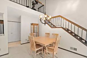 7051 Robinwood Trail, Woodbury, MN 55125 - Photo 7