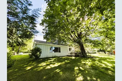 20065 Buckhorn Road NE, Hines, MN 56647 - Photo 9