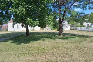212 37th Ave N, Saint Cloud, MN 56303 - Photo 1