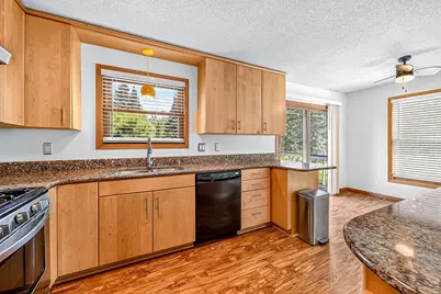 233 Sitka Street, Duluth, MN 55811 - Photo 9