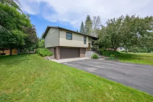 233 Sitka St, Duluth, MN 55811 - Photo 29